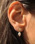 Murkani Small Pearl Earrings 18kt Yellow Gold Plate