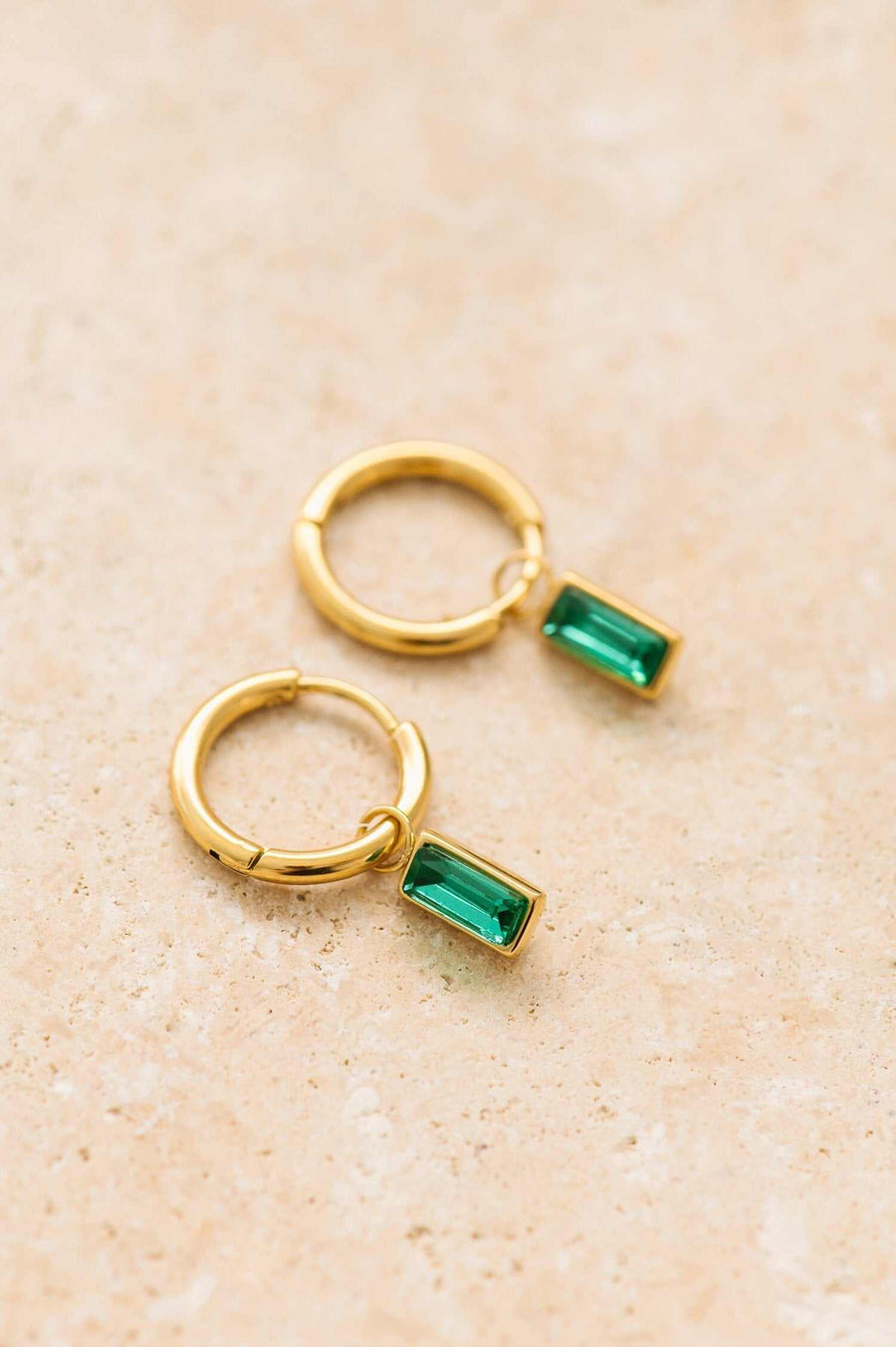 Wolfe Emerald Gold Earring