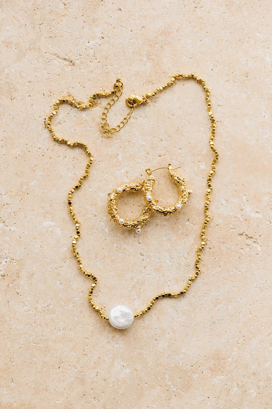 Wolfe Moonlight Necklace Gold