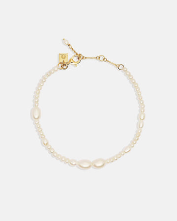 By Charlotte Lunar Light Pearl Bracelet Gold
