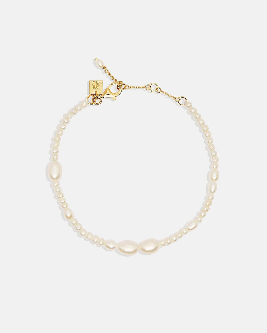 Charlotte Lunar Light Pearl Bracelet Gold